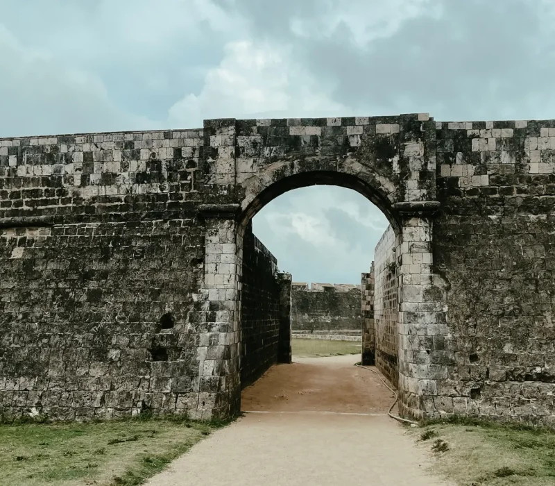 a-natives-perspective-of-jaffna-fort-03