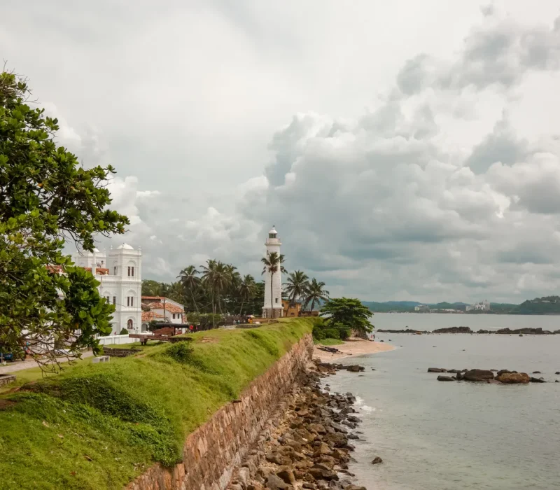 explore-the-ancient-city-of-galle-by-tuk-tuk-03