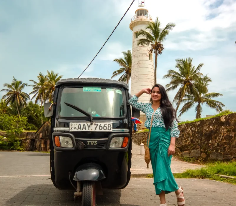 explore-the-ancient-city-of-galle-by-tuk-tuk-04