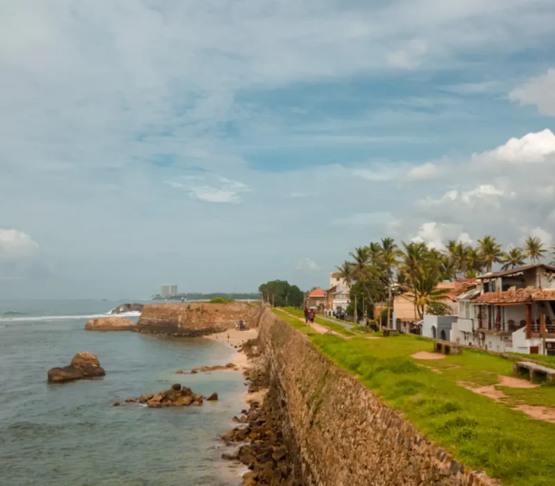 explore-the-ancient-city-of-galle-by-tuk-tuk-07